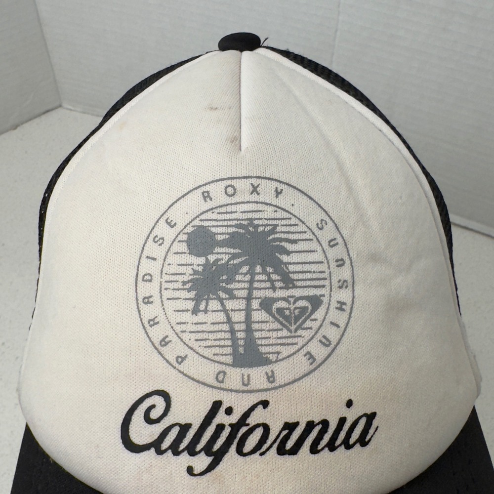 Roxy California Trucker‎ Hat Paradise and Sunshine Black White Adjustable - Picture 2 of 10
